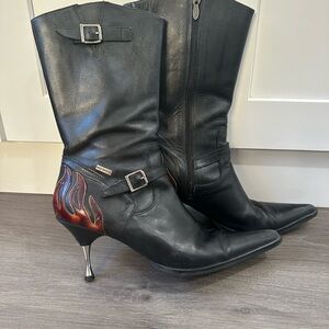 Harley-Davidson Black and Red Heeled Boots with Buckle Straps